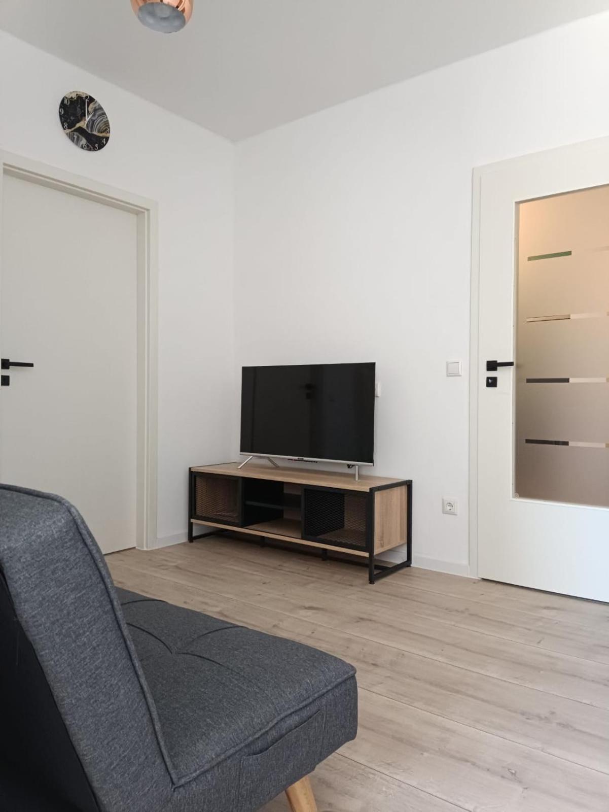 Ferienwohnung Enzian - Naehe Kapellplatz - Oeffentlicher Parkplatz - Aufzug Altötting Zewnętrze zdjęcie