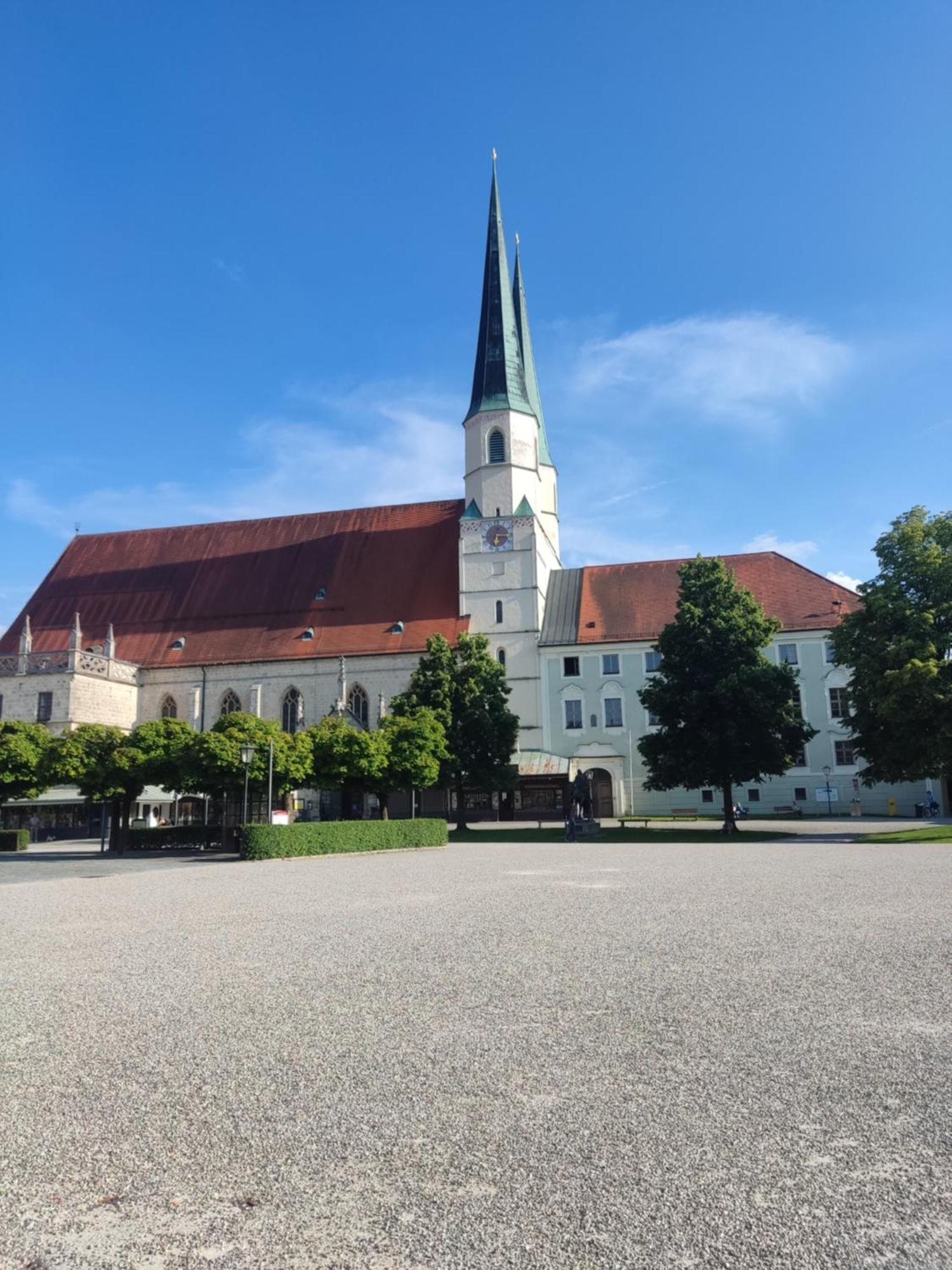 Ferienwohnung Enzian - Naehe Kapellplatz - Oeffentlicher Parkplatz - Aufzug Altötting Zewnętrze zdjęcie
