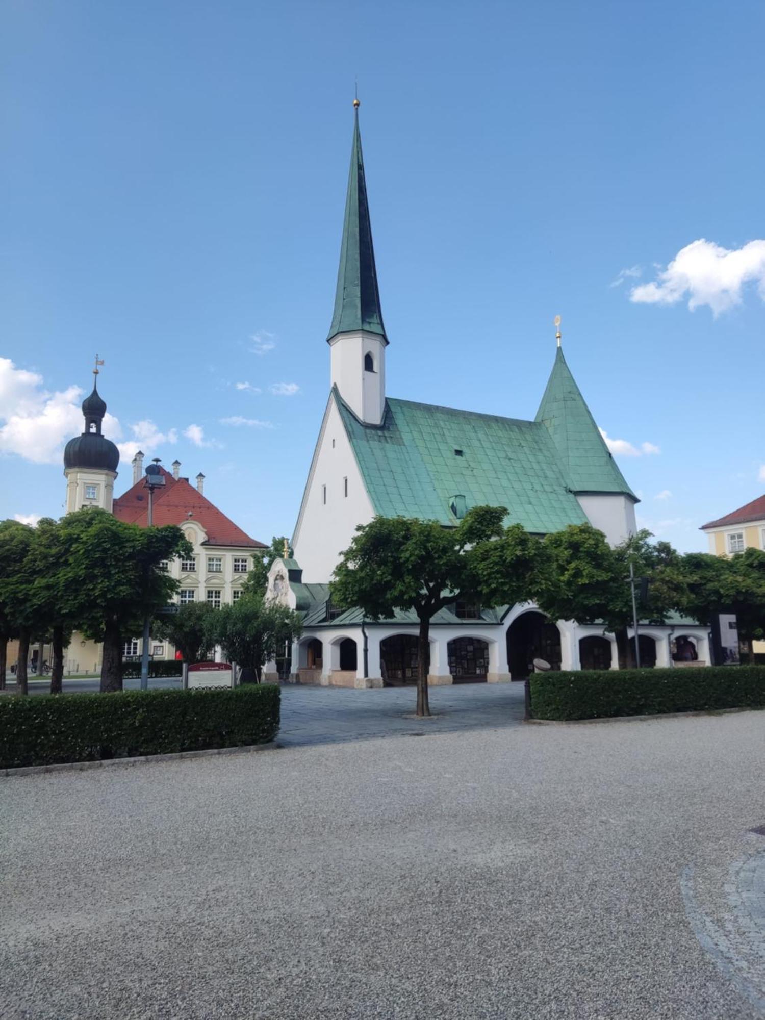 Ferienwohnung Enzian - Naehe Kapellplatz - Oeffentlicher Parkplatz - Aufzug Altötting Zewnętrze zdjęcie
